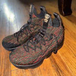 LeBron 15 Black History Month Basketball sneakers