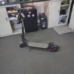 Phantom Go Go A10 Electric Scooter 