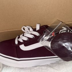 Vans (burgundy) 