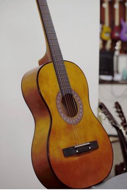 Bridgecraft USA GUITAR 40" hight