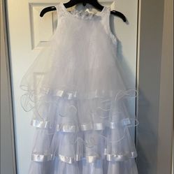 Girls Size 6 Communion or Flower Girl Dress 