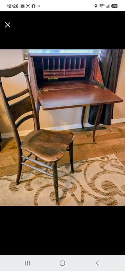 Vintage Solid Wood Secretary Desk / Drop-Front Writing Desk
