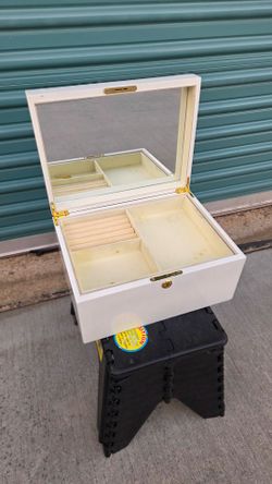 Jewelry Box In White