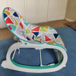 Fisher price infant to toddler child rocker seat with Vibration