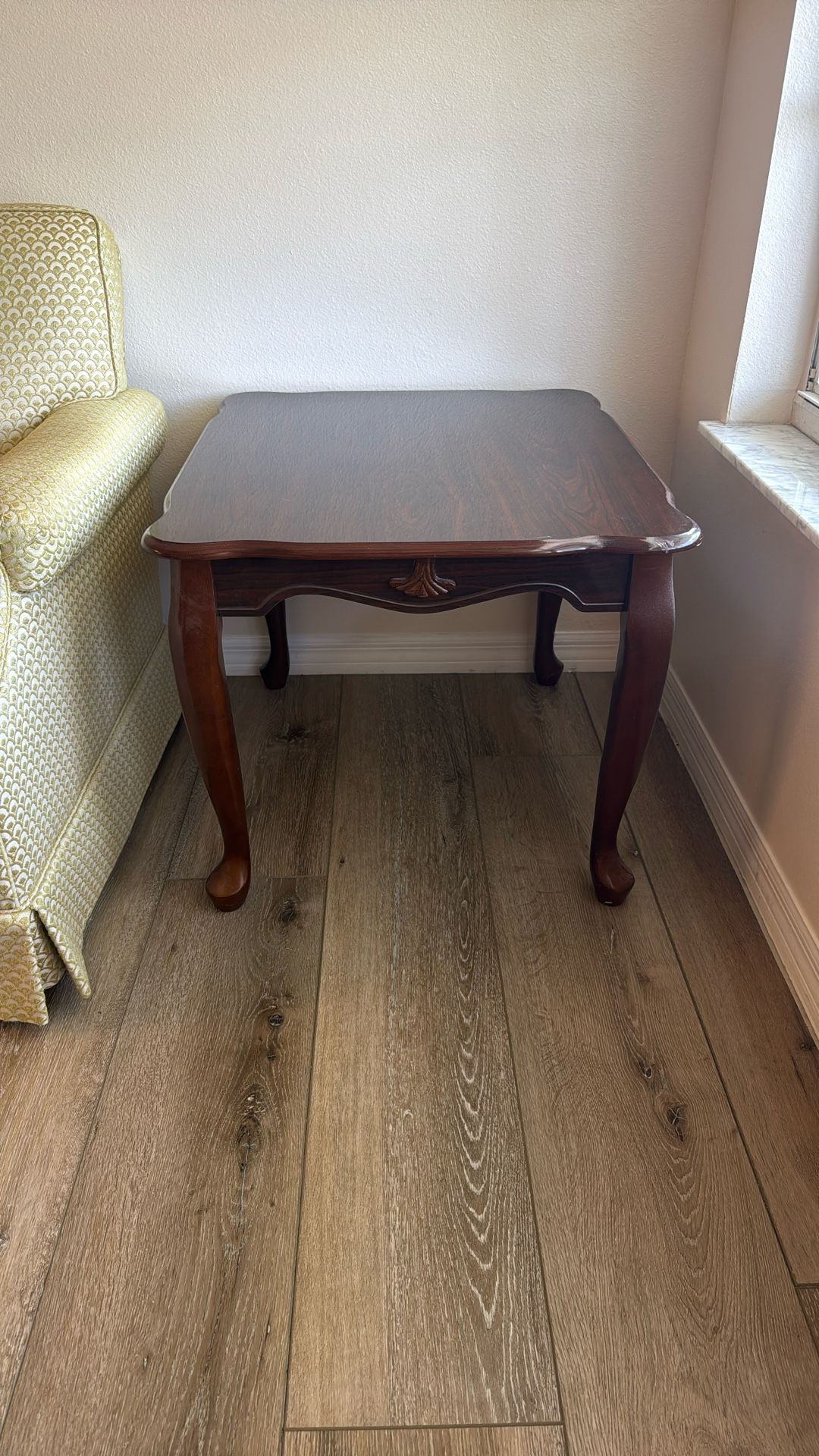 Matching End Tables Set