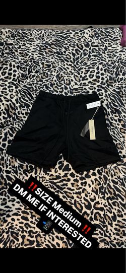 SIZE MEDIUM