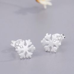 925 stamped sterling snowflake EARRINGS