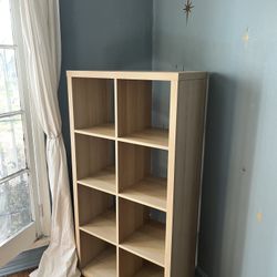 Bookshelf organizer 