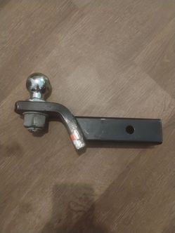 Heavy-duty U-Haul PowerTow ball mount hitch