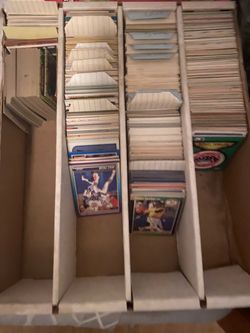 Baseball/football Cards