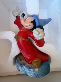 WDCC Fantasia Mickey Summoning the Stars 70th Birthday Collectible
