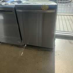 Samsung Dishwasher Stainless Steel Working Perfectly 4 Month Warranty .