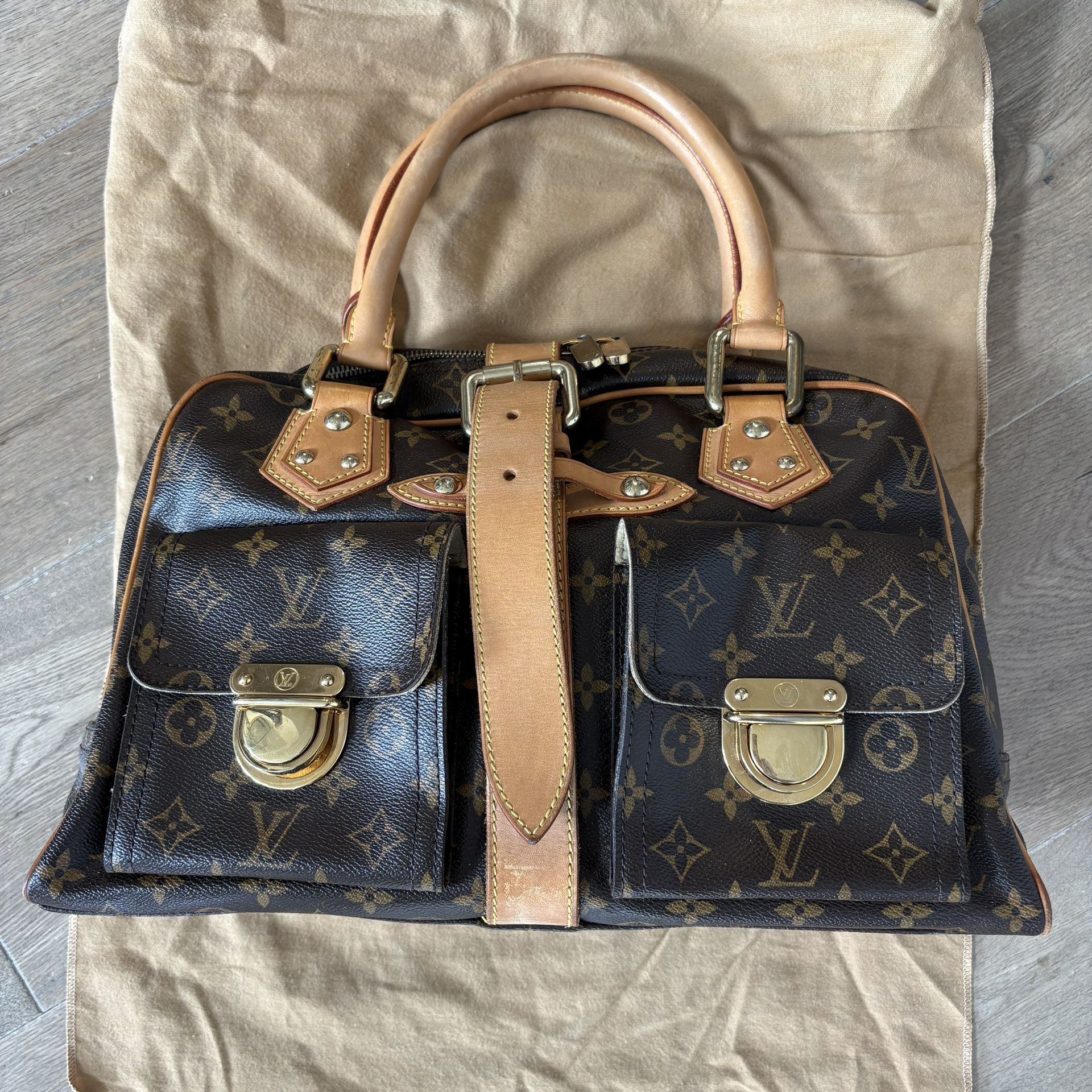 Louis Vuitton Manhattan Monogram handbag