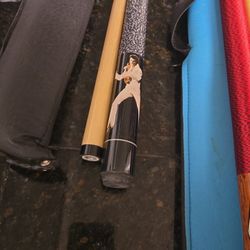 Elvis Pool Cue And Case