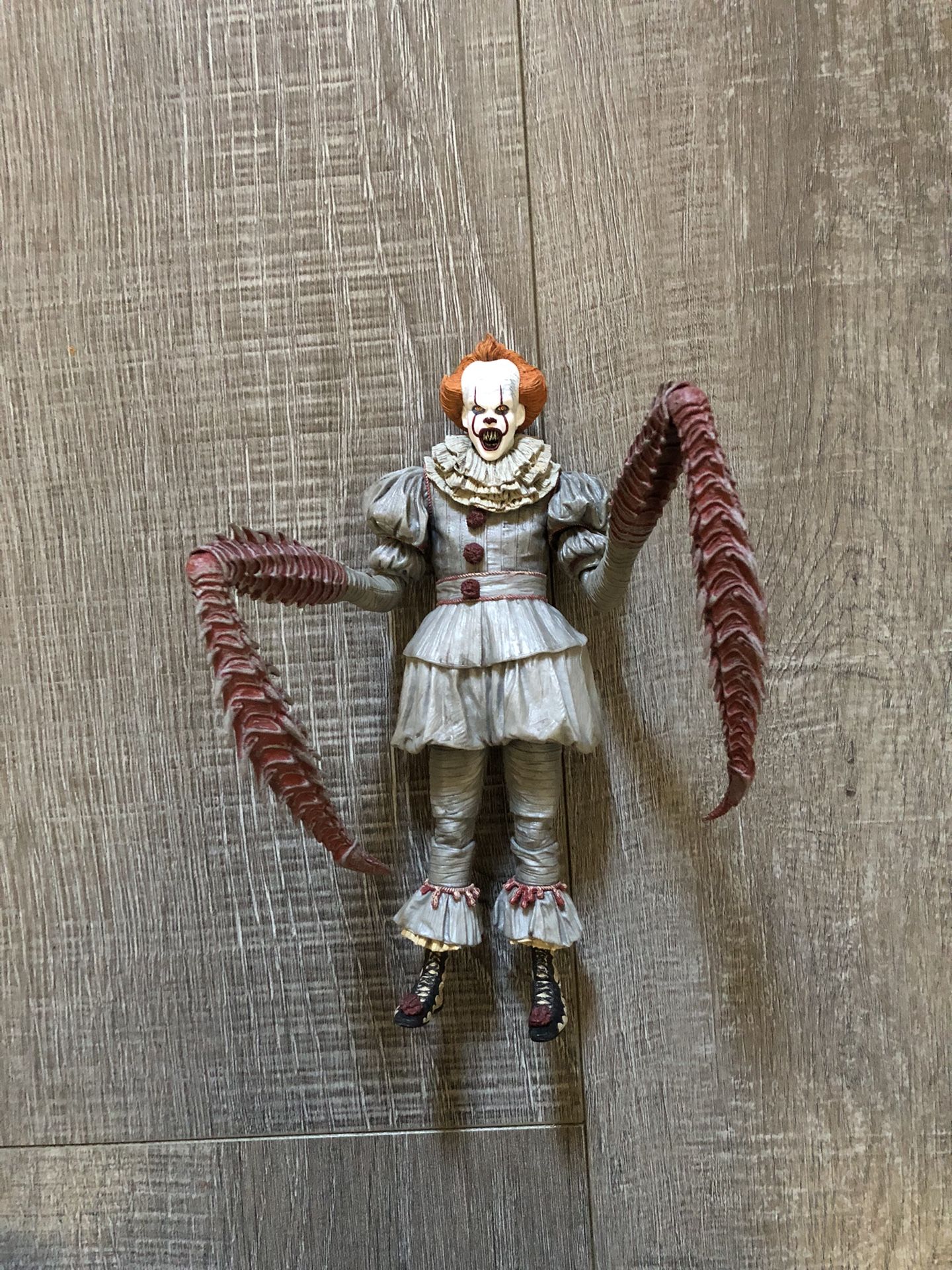 Neca IT (2017) Pennywise Figure Without Box