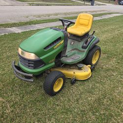 John deere riding mower