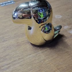 Small gold parrot figurine