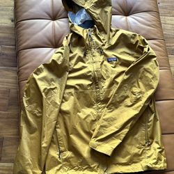 Patagonia Rain Shell Gold Jacket 