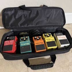 Boss Guitar Pedals And Powertrain Pedalboard
