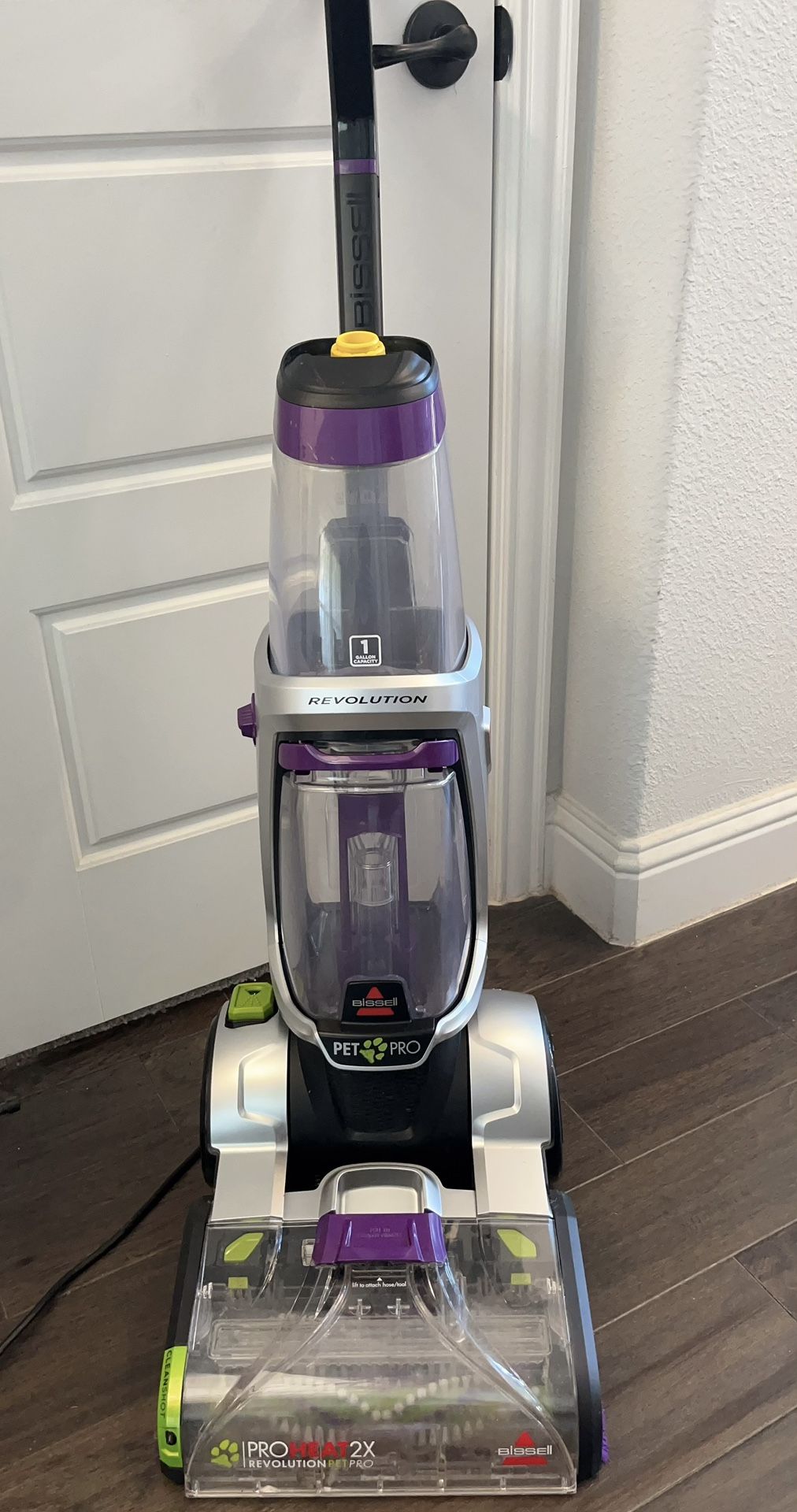 Bissell ProHeat 2X Revolution Pet Pro Plus 1986 Carpet Cleaner – Excellent Condition