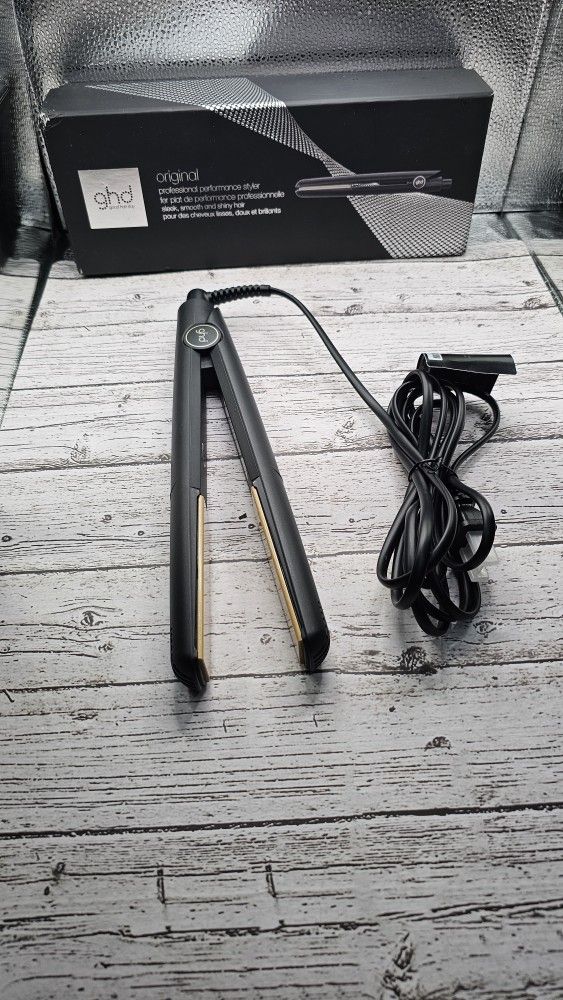 ghd Original Styler - 1” Flat Iron Hair Straightener with Ceramic Heat Technology, 365ºF Safe Styling Temperature, Smooth Gloss Plates, Fast Heat-Up a