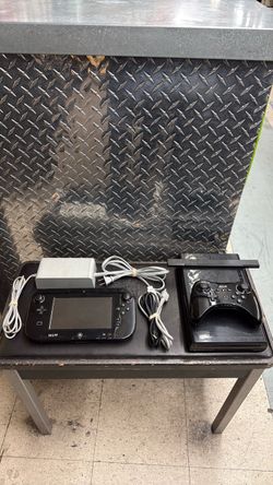 Nintendo Wii U Video Game Console WUP-101(02)
