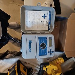 Hunter X2 Timer And Rain Sensor ( Used) 