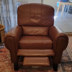 Brown Leather Recliner Chair – Good Condition