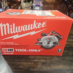 Milwaukee M18 Cordless 6-1/2" Circular Saw