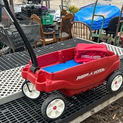 Radio Flyer Wagon 2 SEATER 