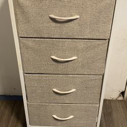 4 Drawers cabinet
