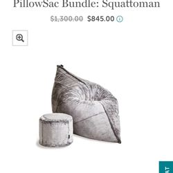 Pillow sac And squattoman