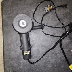 Duramax angle grinder