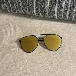 Quay Sunglasses 