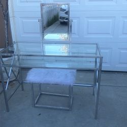 Make Up Vanity