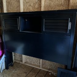 Bedframe & Table Set