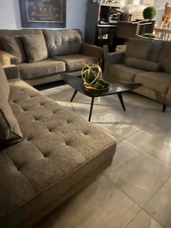 Beautiful 4 Piece Sofa Set