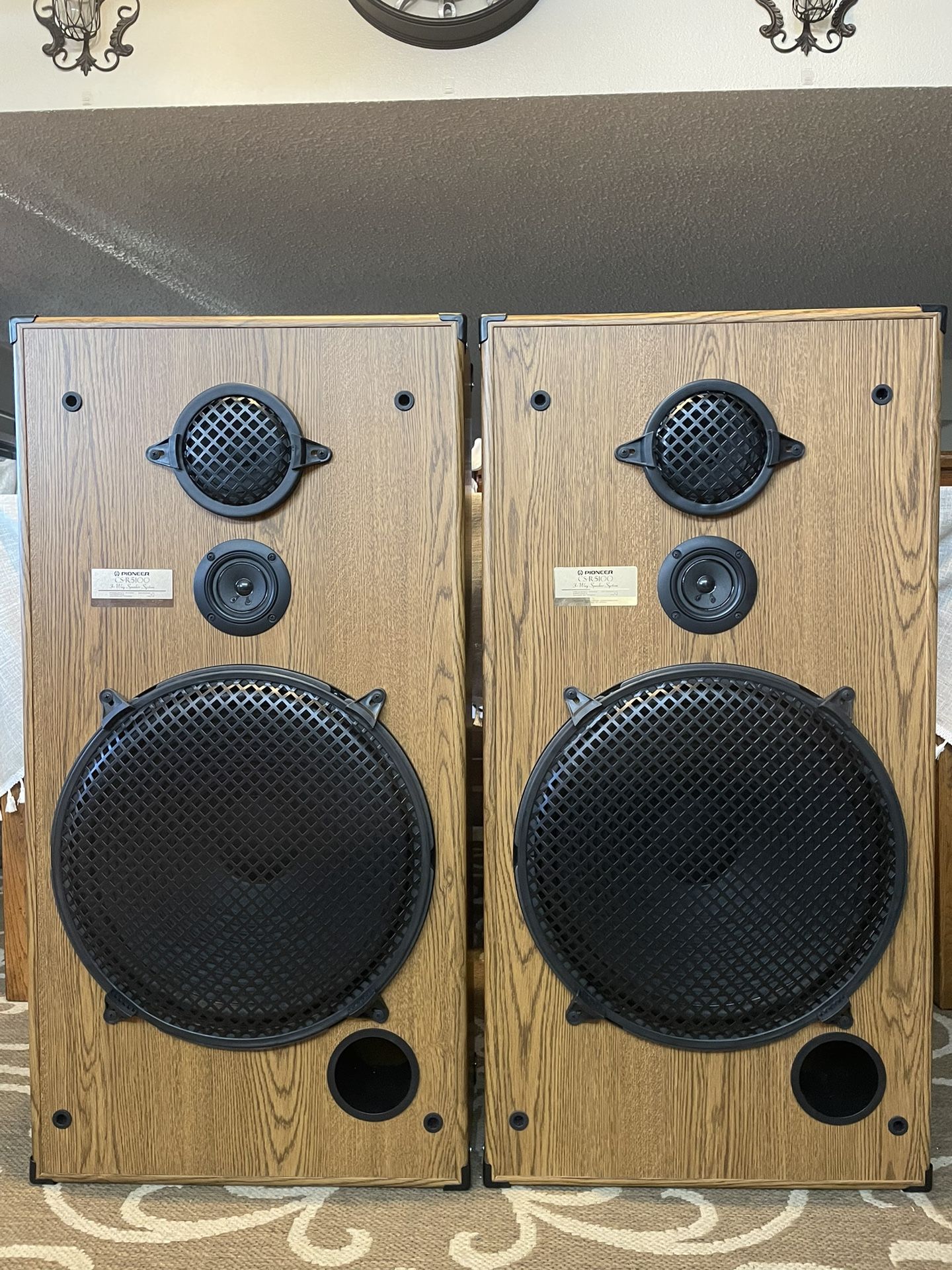 HUGE Custom Pair Of Pioneer Home Stereo Floor Speakers W/15” Woofers. 