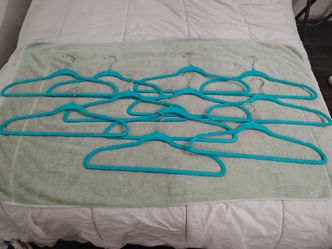 Set of 10 Blue velvet hangers for sale