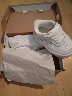 Toddlers Air Force 1 size 5