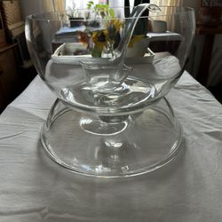 Riekes Crisa Salad Bowl/ Punch Bowl/ Cake Keeper 