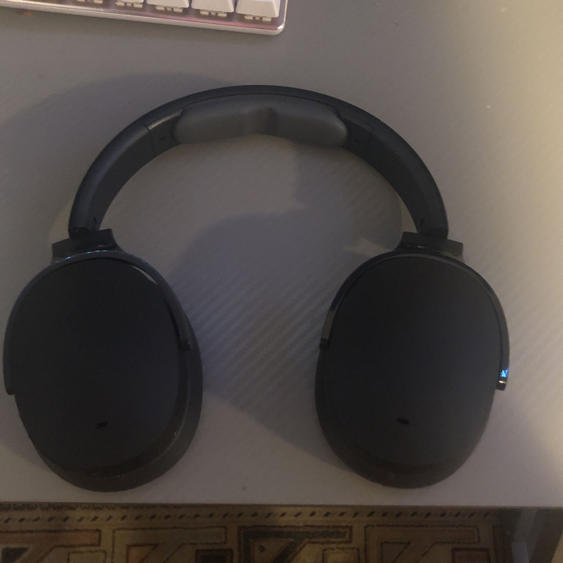 Noise Canceling Headphones