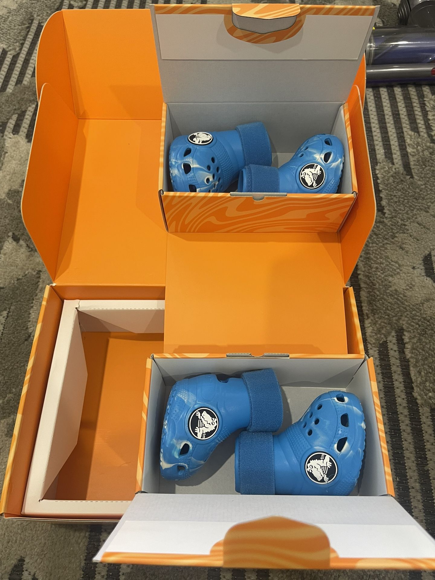 Crocs - Dog 🐕 Shoes - Size Large