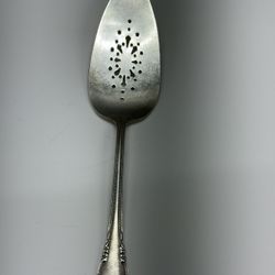 1847 Rogers Bros Remembrance Pie Server Pierced Silverplate Vintage