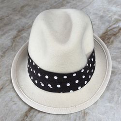 Melbourne Ladies Beige 100% Wool Stylish Hat With Brown Polka Dots head band and brown feathers Size Small.