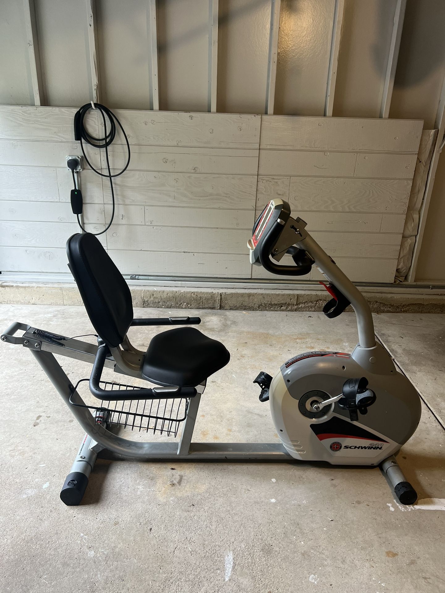 Schwinn 240 Exercise Bike