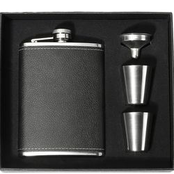 Hip Flask Gift Set for Men, 8oz Leak-proof Flask with 2 Cups and Funnel, Food-grade 