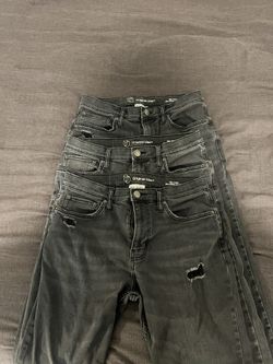 Men’s Jeans & Sweaters