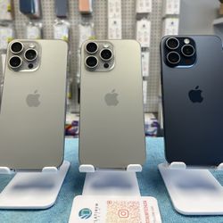 BLACK FRIDAY SALE! 📲🛍️🖤 iPhone 15 Pro Max Unlocked 256Gb Like New ! 