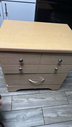Dresser